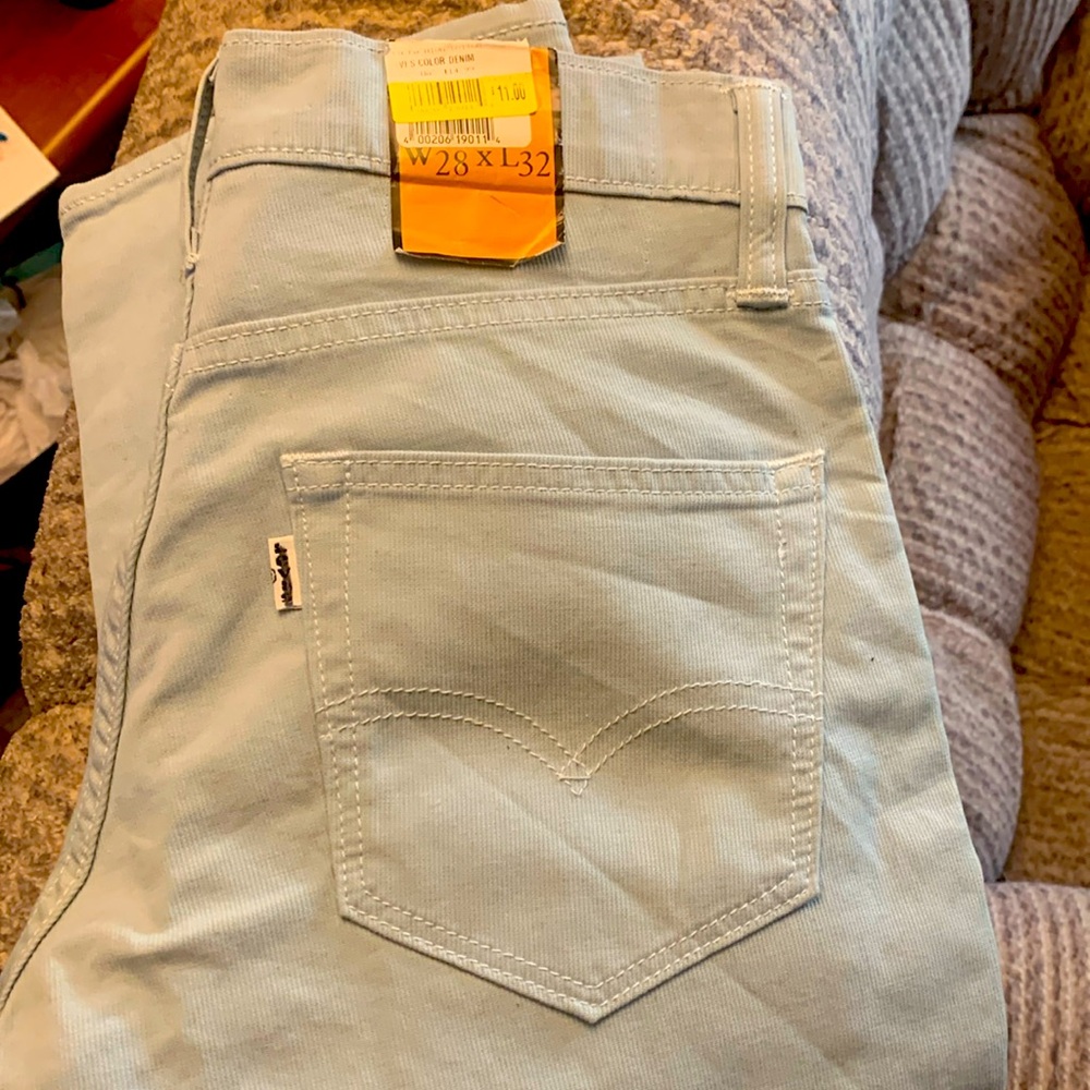White tag Levi’s w tags still. Never worn….. light green/blue